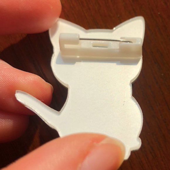 Happy Kitty Pin - Picture 2 of 4